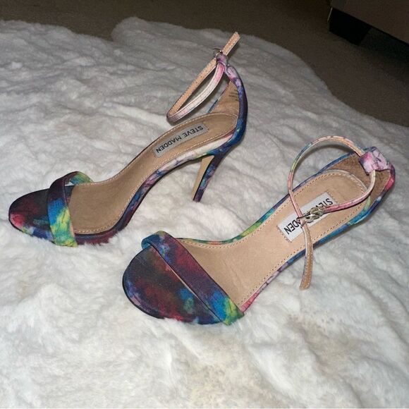 Steve Madden size 6 tie-dye strap heels - Picture 13 of 15